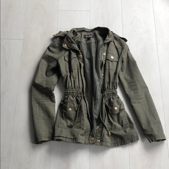 Guess Fall Jacket XS. Waist tightens - Picture 1 of 4